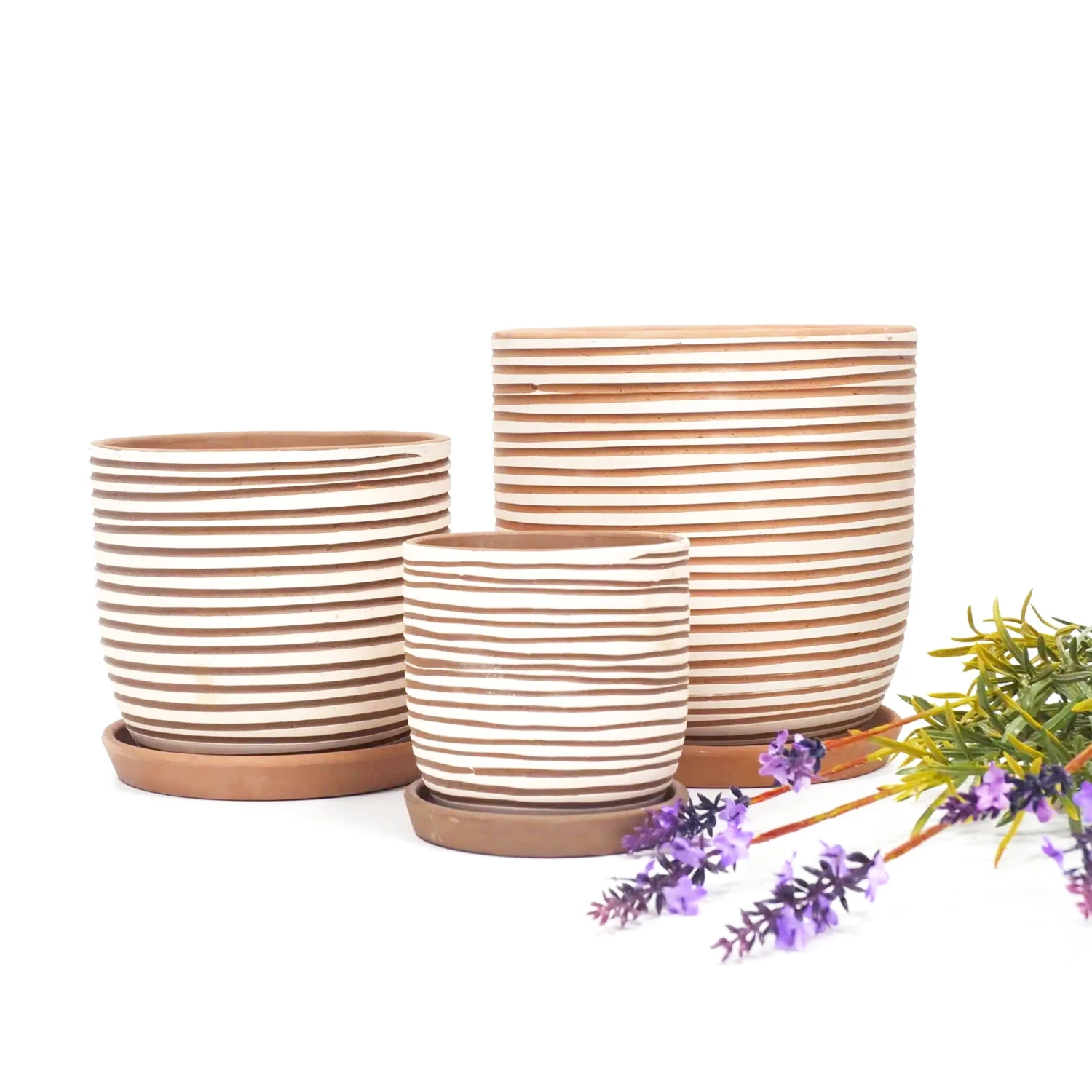 Clay White Stripes Pattern Pot - Image 3